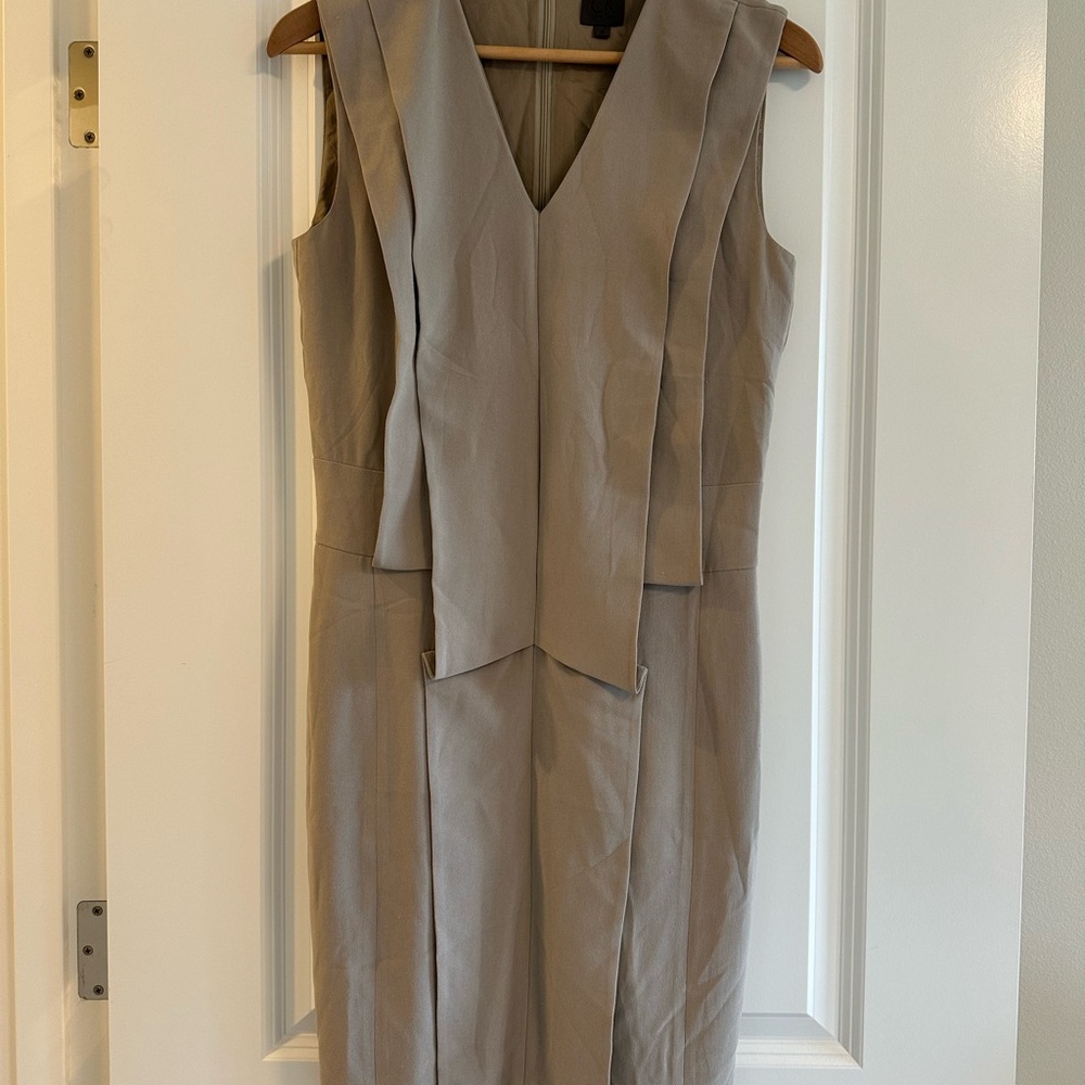 CK by Calvin Klein Elegant Beige/Gray Sleeveless Dress